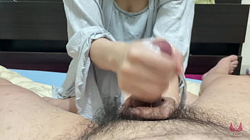 Đi massage nhưng em nhân viên lại chỉ tập trung vào một chỗ